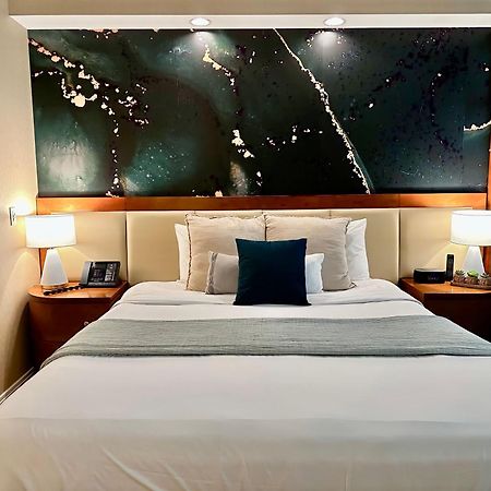 Balcony Full Strip View Suite Mgm Signature Free Valet Las Vegas Luaran gambar