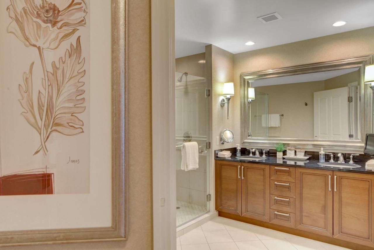 Balcony Full Strip View Suite Mgm Signature Free Valet Las Vegas Luaran gambar