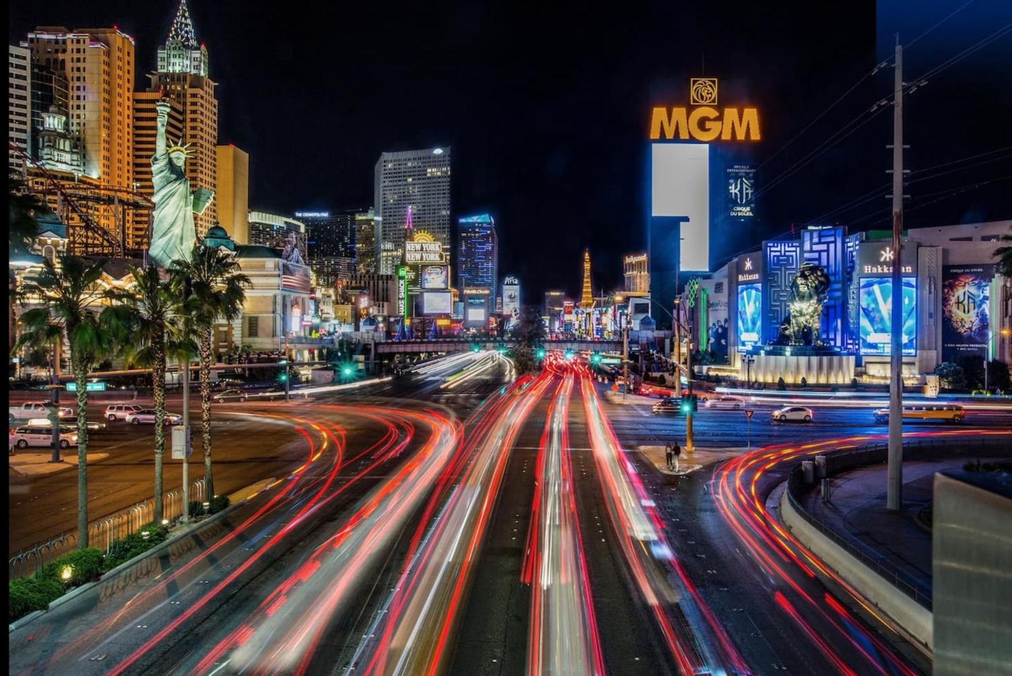 Balcony Full Strip View Suite Mgm Signature Free Valet Las Vegas Luaran gambar